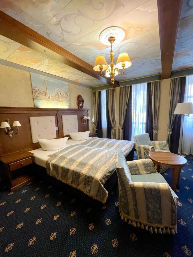 Hotel Italia ゲルリッツ エクステリア 写真