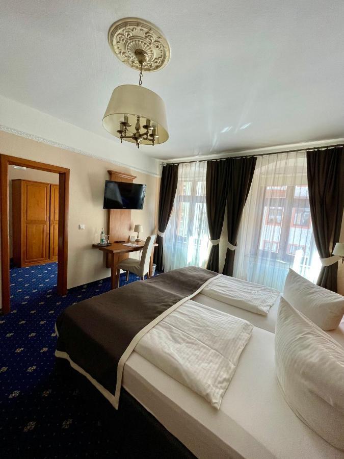 Hotel Italia ゲルリッツ エクステリア 写真